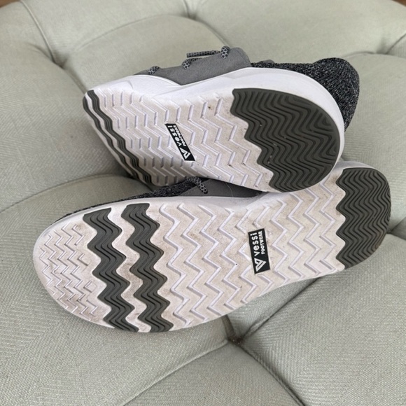 🔥last call! Vessi Cityscape Classic waterproof shoes, ladies size 9 - Picture 3 of 3